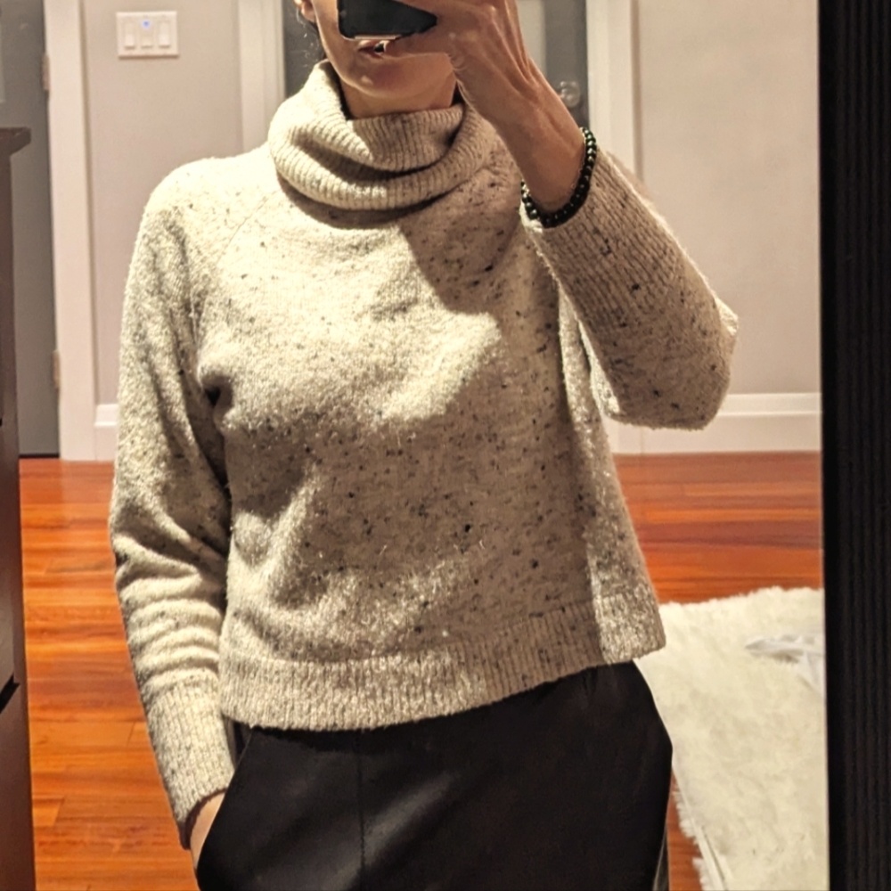 John and Jenn sweater size XS